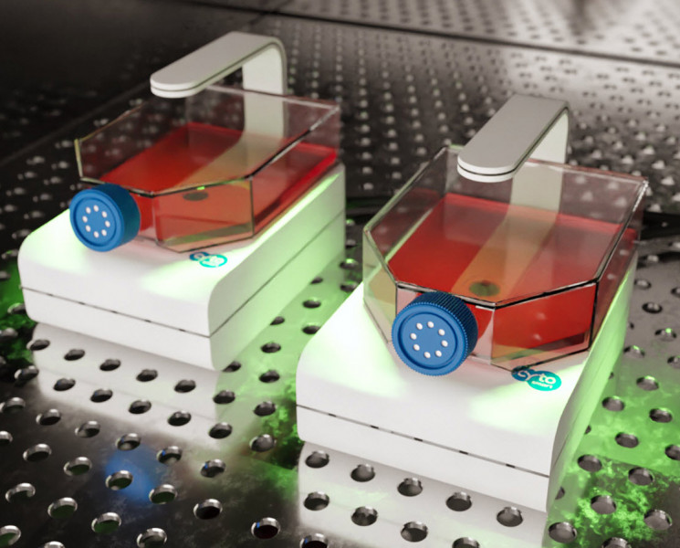 Two CytoSMART™ Lux2 instruments